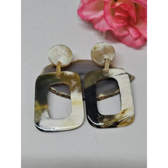 BUFFALO HORN Rectangle Dangle Drop Stud Statement EARRINGS Brown White Beige - Picture 4 of 10
